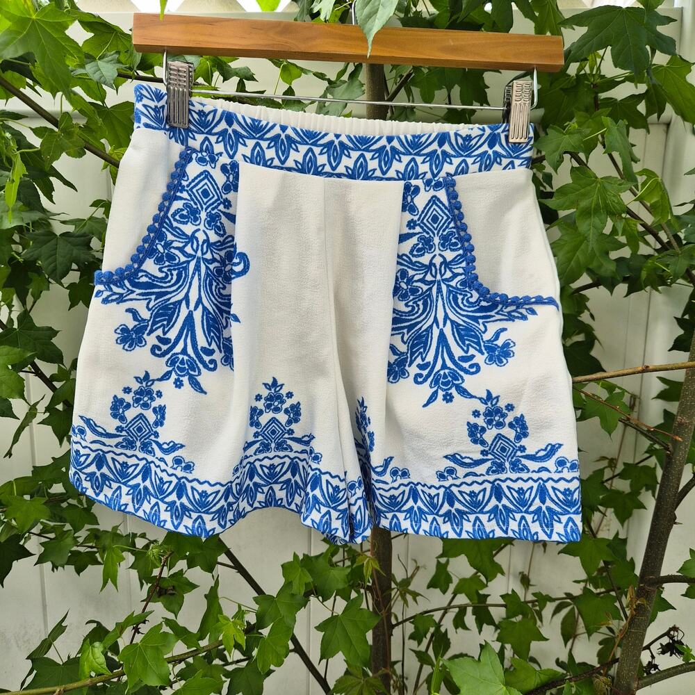 Xhilaration Blue & White Tile Print Pom-Pom Trim Shorts -‎ Size XS